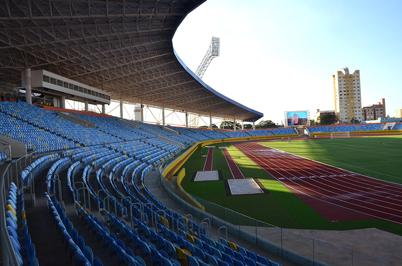 Pista de atletismo do Estádio Olímpico no Centro de Excelência
