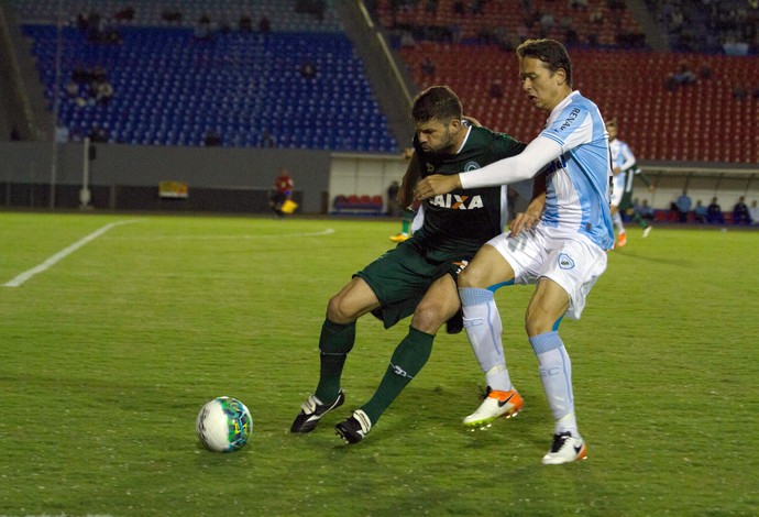 Foto de arquivo de jogo entre Goiás e Londrina