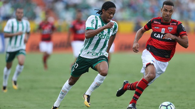 O atacante Keno, do Palmeiras, foi destaque na vitória paulista sobre o Atlético, por 3 a 1, no Olímpico, pela Série A 2017