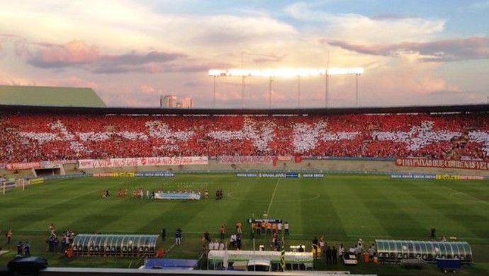 Liminar determina que apenas a torcida do Vila compareça ao Serra no clássico contra o Goiás pela Série B 2017