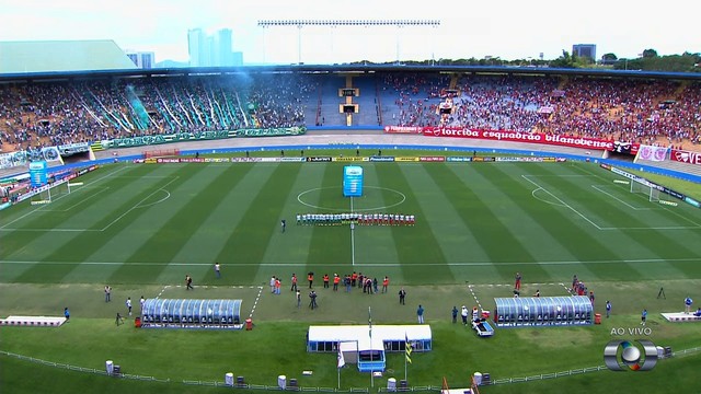 Torcidas de Goiás e Vila no Serra Dourada - 2017