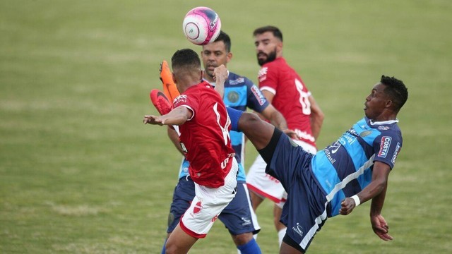 Aparecidense e Vila ficaram no empate por 0 a 0 - primeiro jogo semifinal - Goianão 2018 - Aparecida de Goiânia