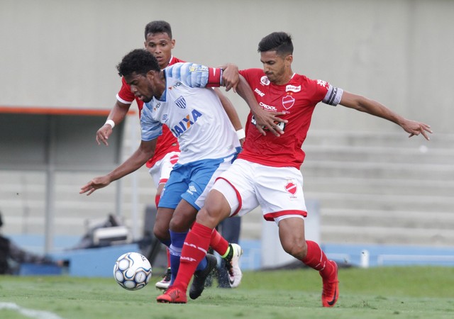 Vila volta ao Serra Dourada para pegar o Londrina (PR) pela Série B 2018