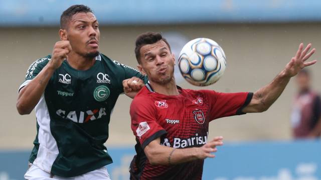 Lance de Goiás 0 x 1 Brasil, Serra Dourada, Série B 2018